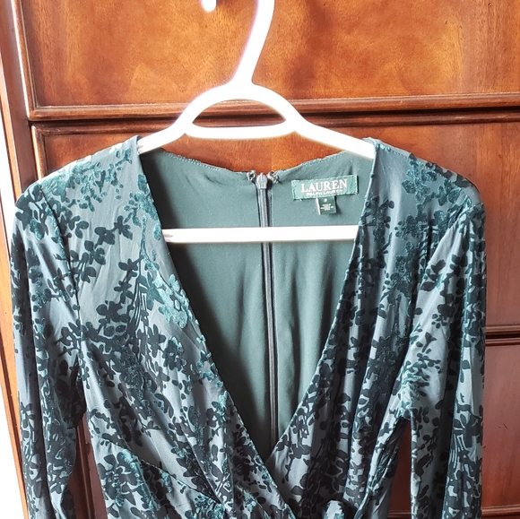 Ralph Lauren dress - Picture 2 of 8